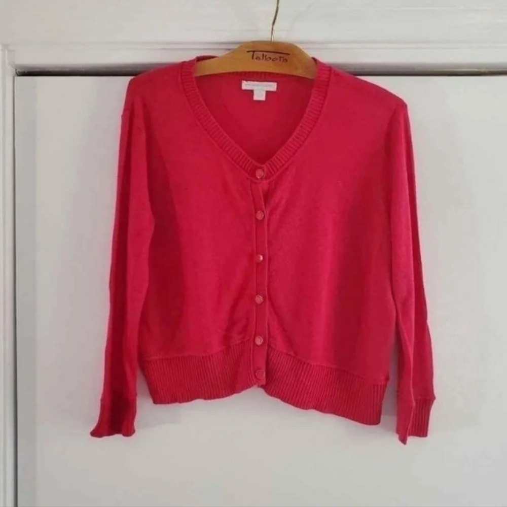 New York & Company Pink V-Neck Long Sleeve Button Down Cardigan Medium Sweater - Picture 2 of 9